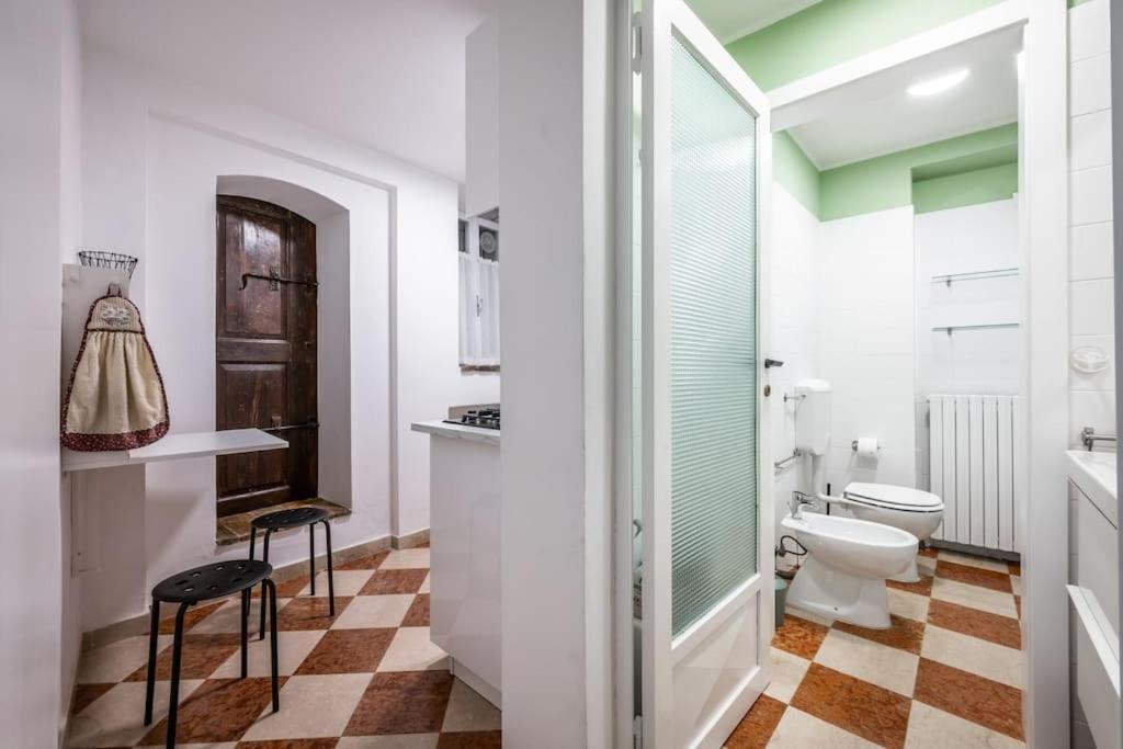 Casa Camilla - Arty Suite Nel Centro Storico Parma Esterno foto